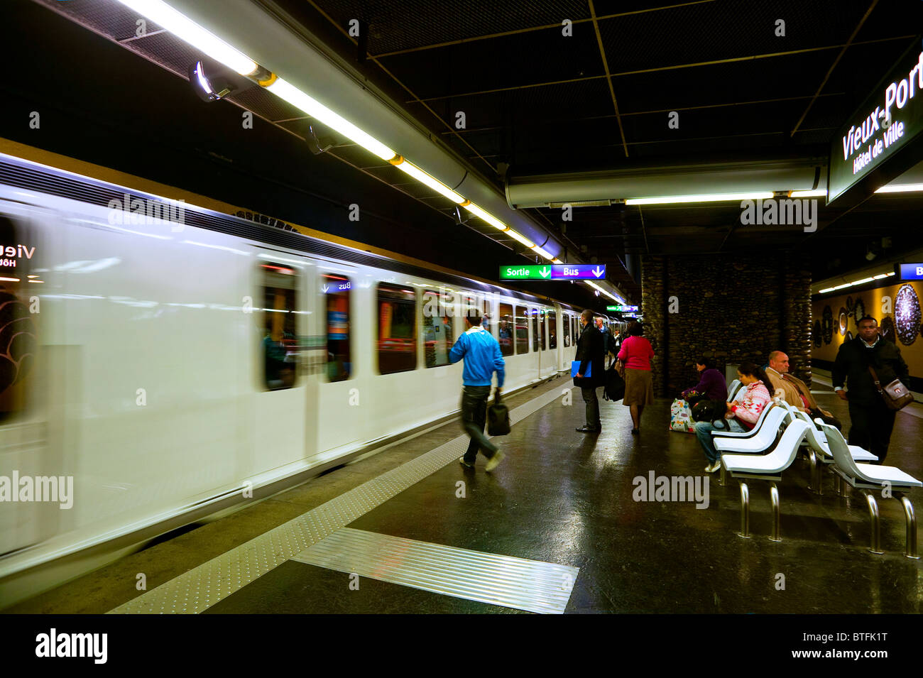 La station de métro, VIEUX PORT, Marseille, FRANCE Banque D'Images