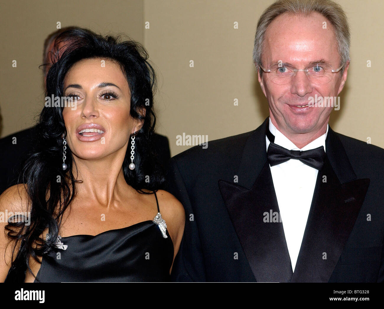 Angleterre Football Manager Sven-Goran Eriksson et petite amie Nancy dell'Olio à événement de collecte de fonds pour la charité du chlldren SPARKS Banque D'Images