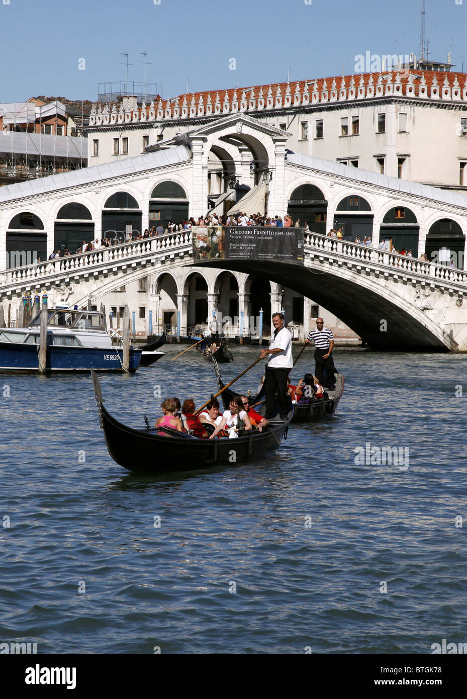 Pont du Rialto SUR LE GRAND CANAL Venise Italie Venise Italie Venise ITALIE 11 Septembre 2010 Banque D'Images