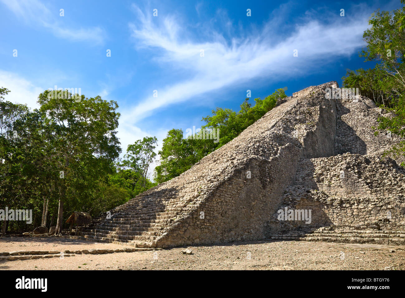 Nohoch Mul pyramide maya de Coba, Mexique Banque D'Images