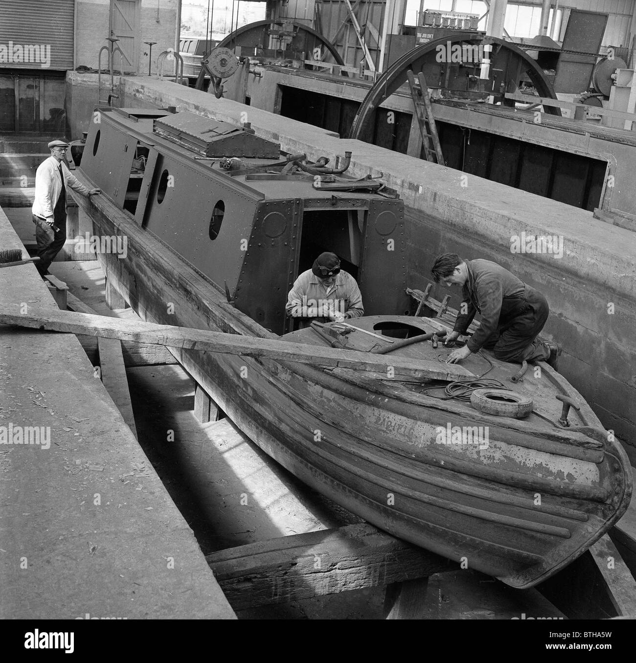 15-04 construction à Bradley Atelier d'eau dans les West Midlands, Angleterre , Royaume-Uni 2/8/1962 Banque D'Images