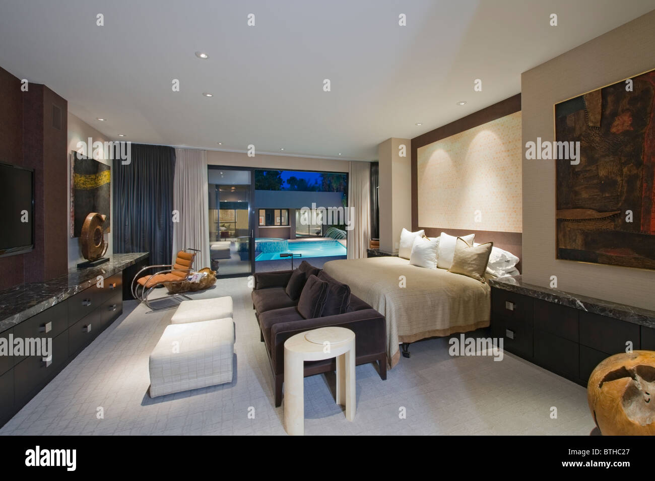 Chambre de luxe Lit de Californie accueil Banque D'Images