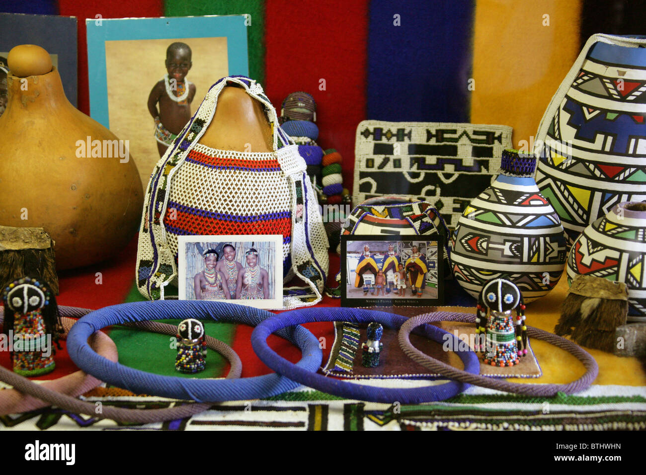 Le Musée des objets en ndebele, Botshabelo Historical Village, Afrique du Sud. Banque D'Images