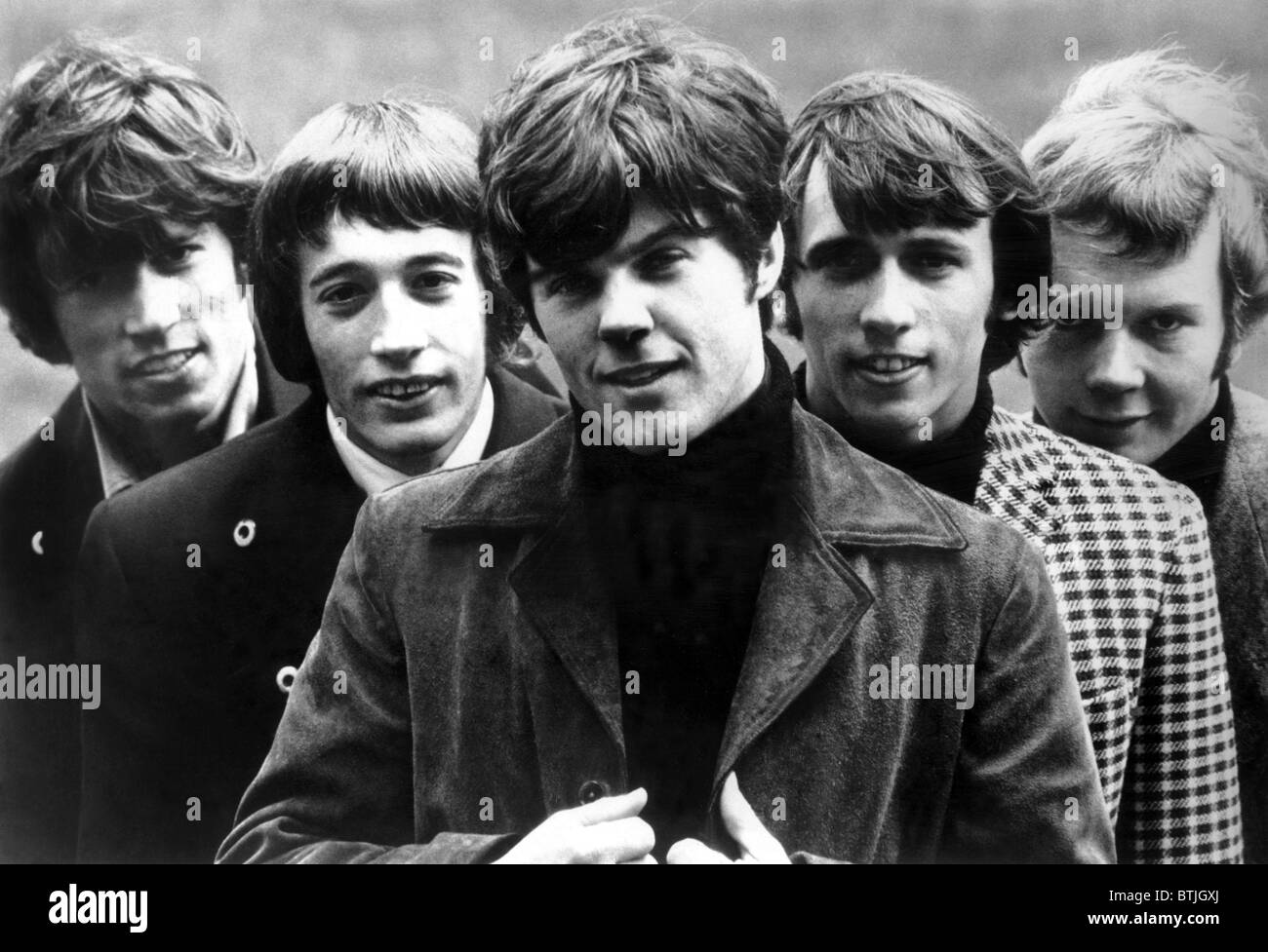 Bee Gees (de gauche à droite) : Barry Gibb, Robin Gibb, Vince Melouney, Maurice Gibb, Colin Petersen, ca. fin des années 60/début des années 70 Banque D'Images