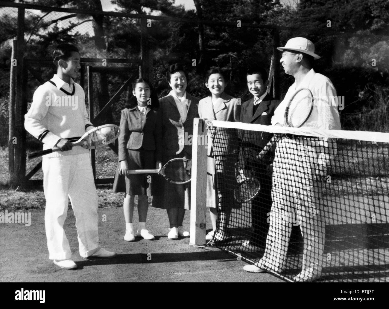 Le Prince Akihito, l'Impératrice Nagako, Takako Princess Princess, Atsuko, Prince Masahito, ca 1951. Avec la permission de : Archives CSU/Everett Banque D'Images