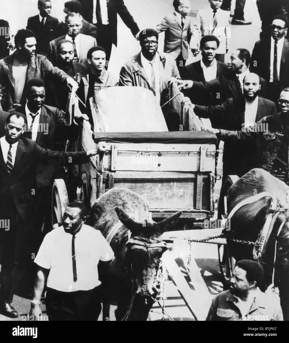 Cortège funéraire pour le Dr. Martin Luther King Jr., Memphis, Tennessee, le 3 avril 1968. Banque D'Images