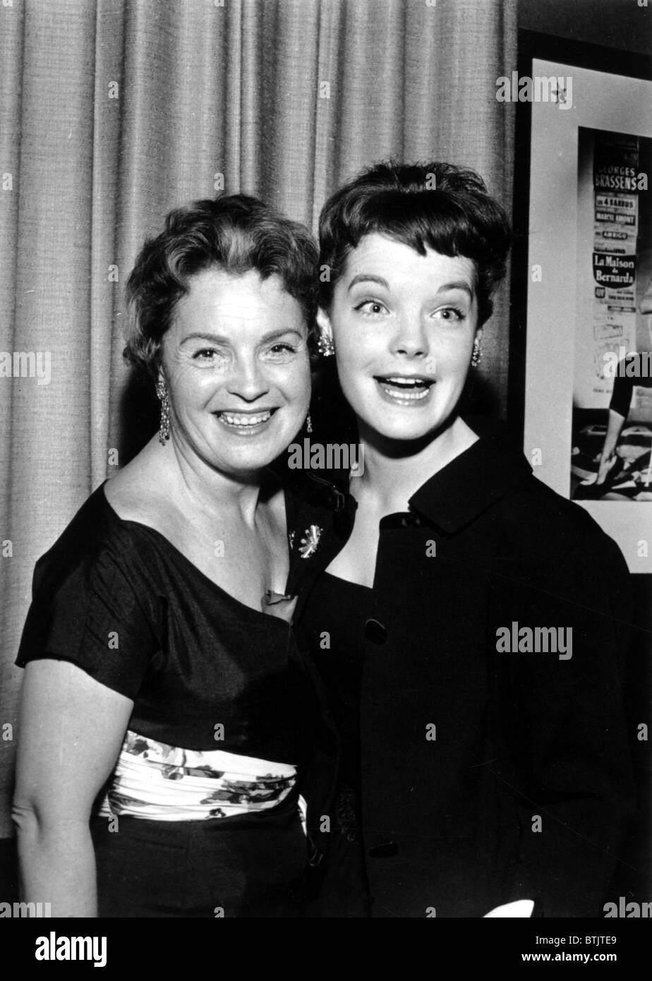 Romy Schneider et sa mère Magda, 1958 Banque D'Images