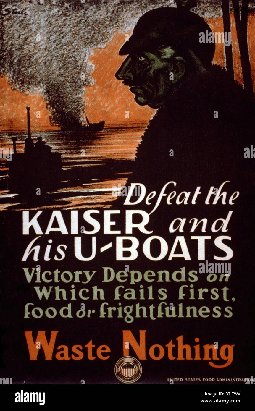 La PREMIÈRE GUERRE MONDIALE, affiche montrant un personnage sombre et d'un U-boot, avec un naufrage dans la distance : 'Defeat le Kaiser et son U-boot--victoire dépend de qui échoue d'abord, manger ou frightfulness--déchets rien", lithographie, vers 1917. Banque D'Images