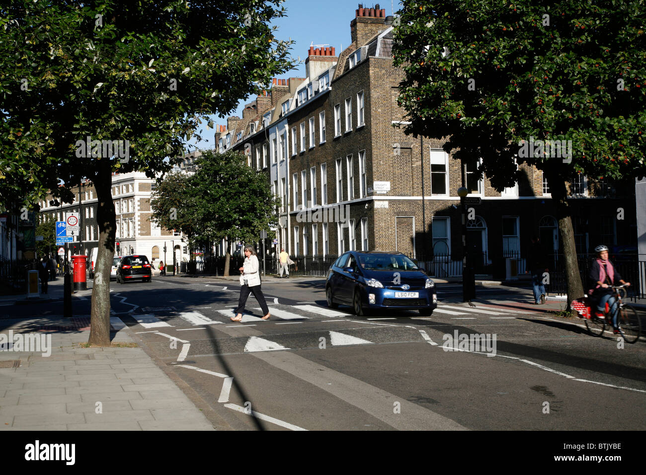 Zebra crossing sur Guildford Street, Bloomsbury, London, UK Banque D'Images