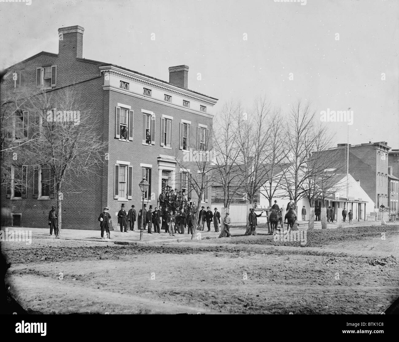 La guerre civile, les commis de bureau avant de Commissaire général de de prisonniers, F Street à 20th, Washington DC, photographie, 1865. Banque D'Images