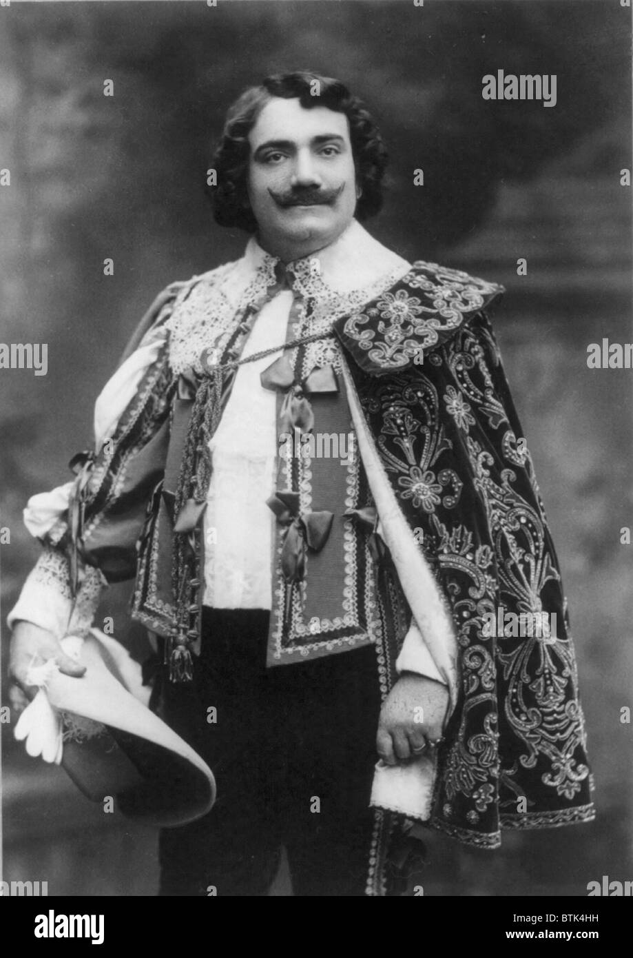 Enrico Caruso (1873-1921) en costume d'opéra. 1908 Photo Stock - Alamy