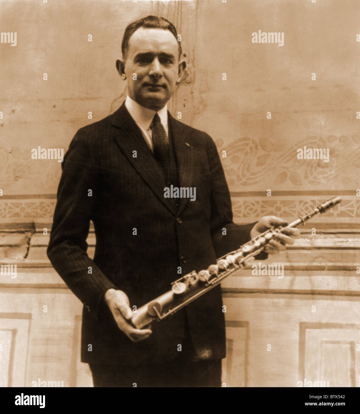 Tomm Brown, l'un des six membres de la Brown Brothers a affirmé avoir eu la première loi, saxophone tous posés avec saxophone 1er faites par son inventeur, Adolph Sax. 1922. Banque D'Images