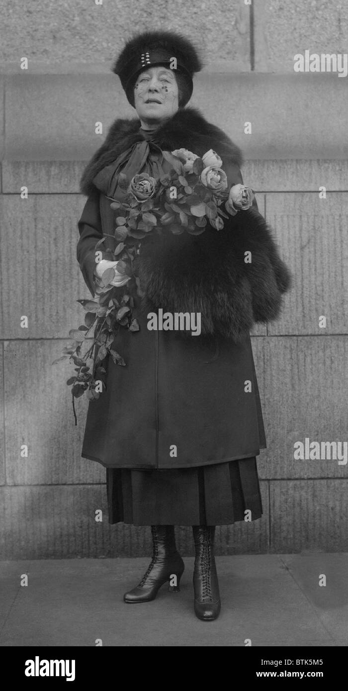 Lillie Langtry (1853-1929), la société anglaise s'beauté actrice, dans ses dernières années. Ca. 1910-20. Banque D'Images