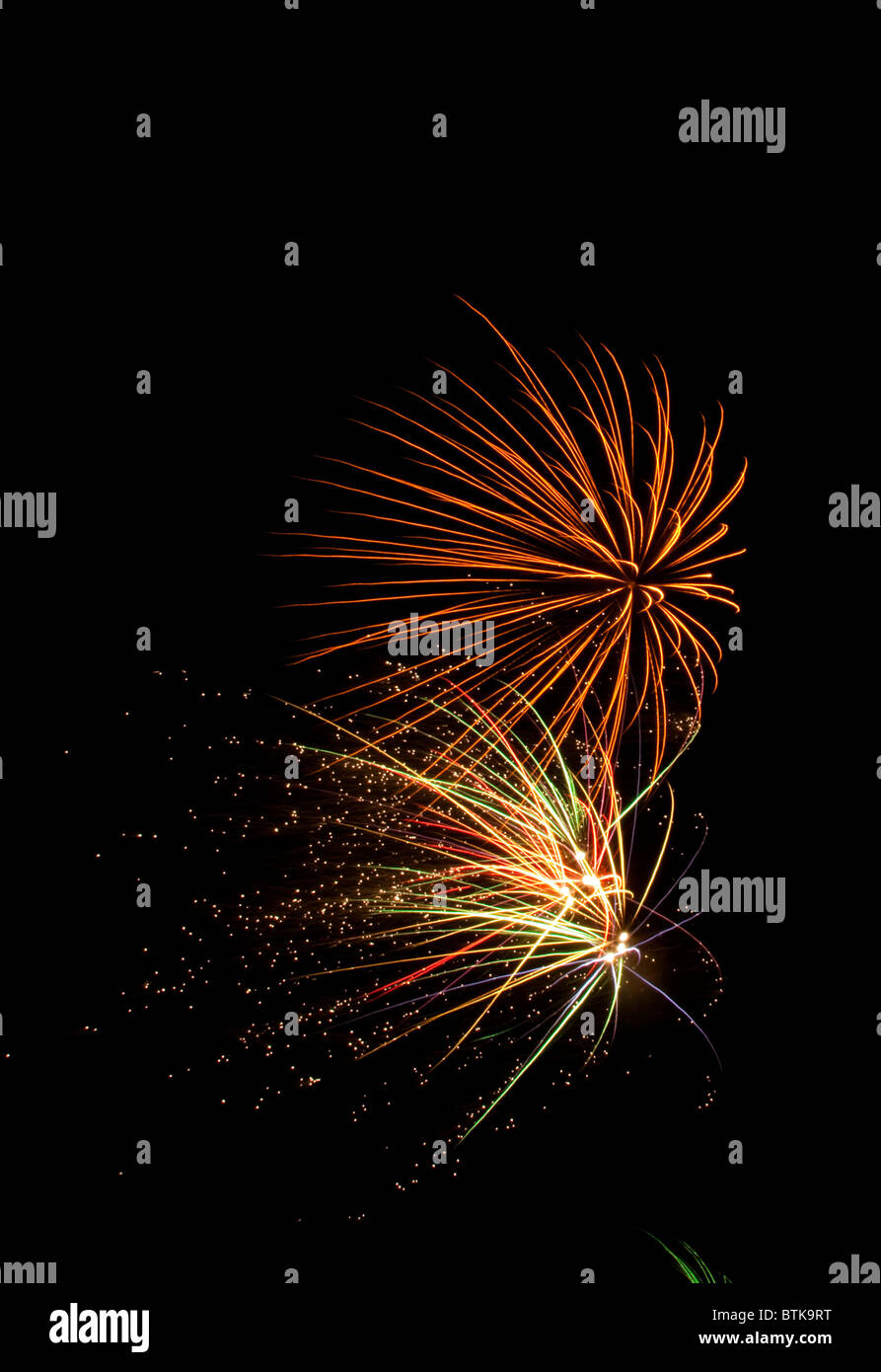 Festivals, Guy Fawkes, Fireworks, les couleurs de l'image de la pyrotechnie. Banque D'Images
