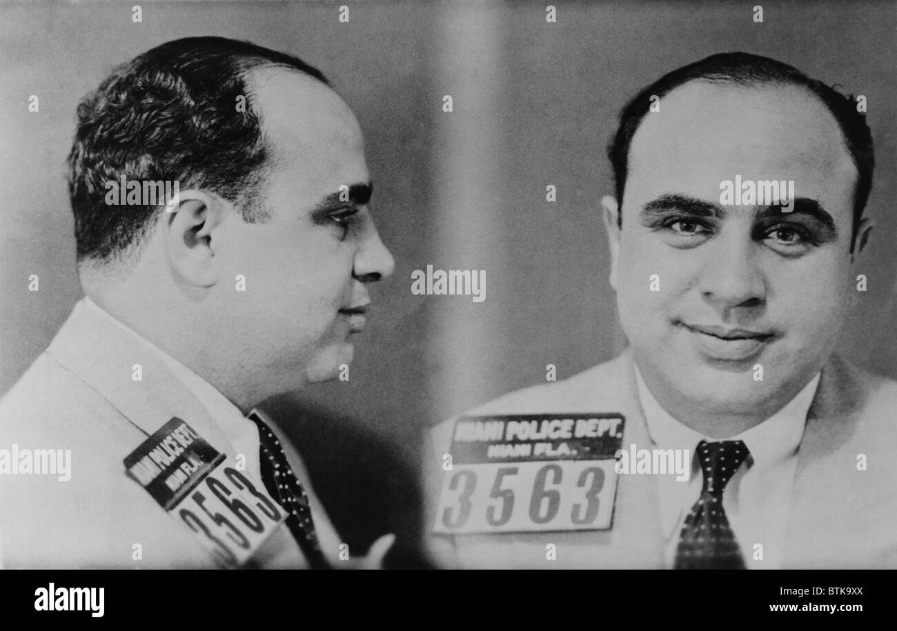 Al Capone (1899-1847), patron de bandit prohibition en 1931 mug shot faites par la police de Miami. Banque D'Images