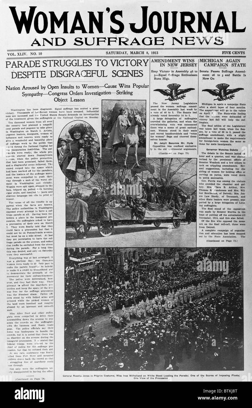 Première page de la WOMAN'S JOURNAL ET NEWS AU SUFFRAGE UNIVERSEL avec le titre : 'luttes Parade à la victoire en dépit des scènes scandaleuses." reproduit la page photos de la Women's Suffrage parade à Washington, le 3 mars 1913. Banque D'Images