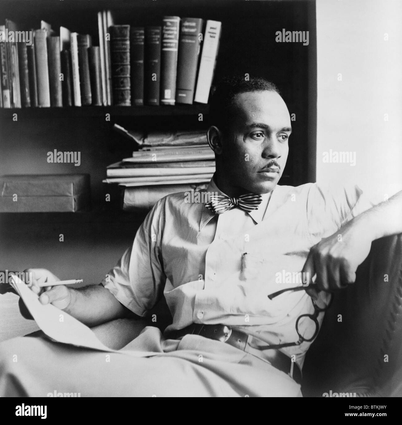 Ralph Ellison (1914-1994), auteur de le roman classique, l'homme invisible (1953). 1950. Banque D'Images