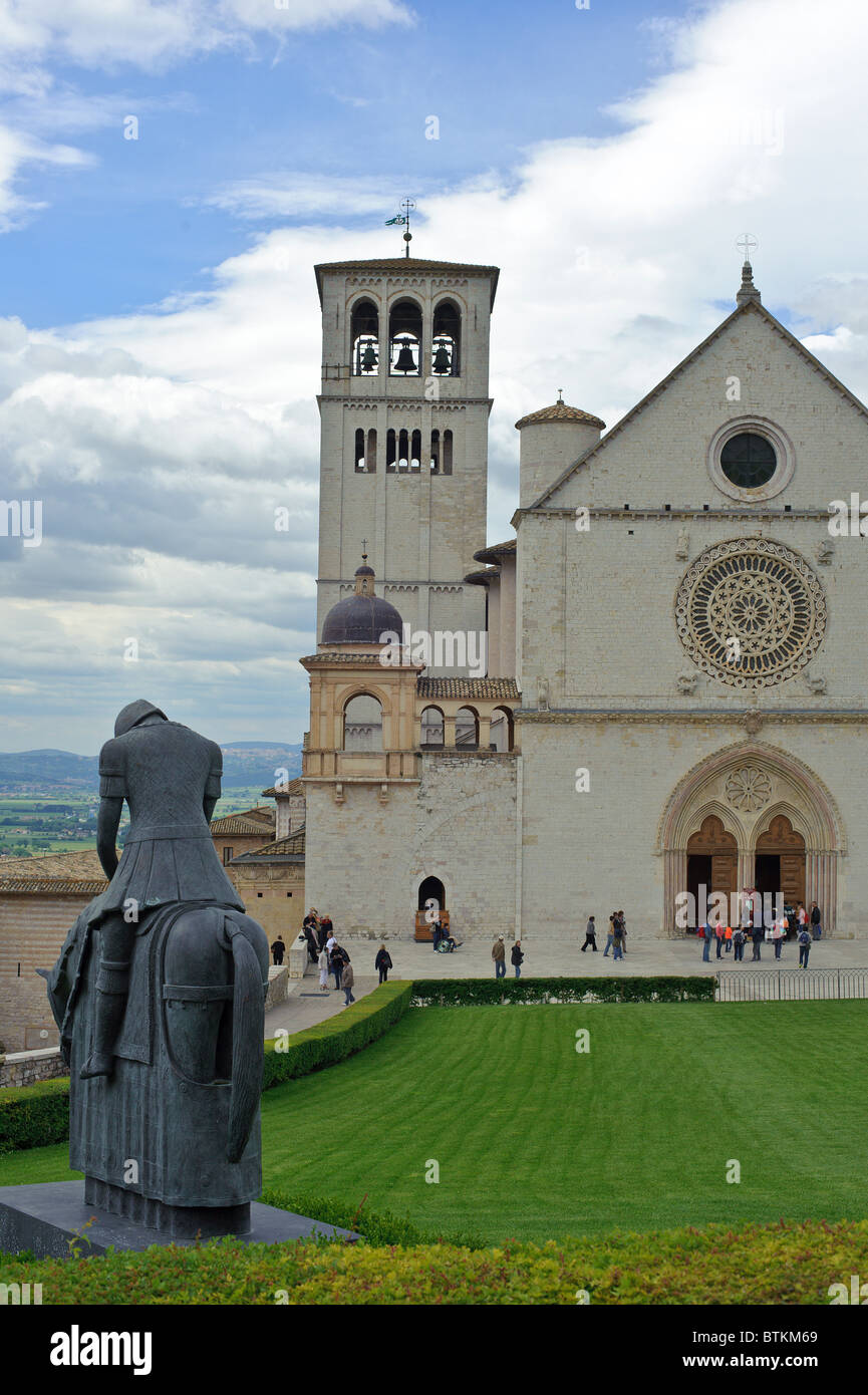 Assisi Italie Basilique San Francesco francisco le retour de francisco il retorno di francesco statue horse Banque D'Images