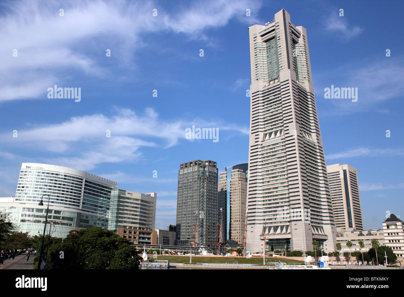 Vue de Minato Mira 21 district et le Japon Yokohama Landmark Tower Banque D'Images