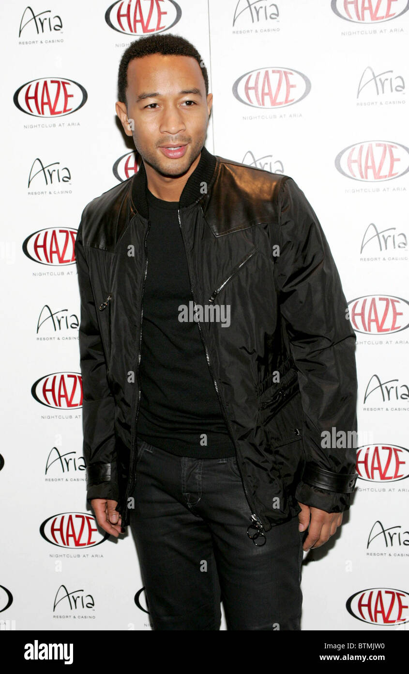 John Legend 32e anniversaire à Haze Nightclub Banque D'Images