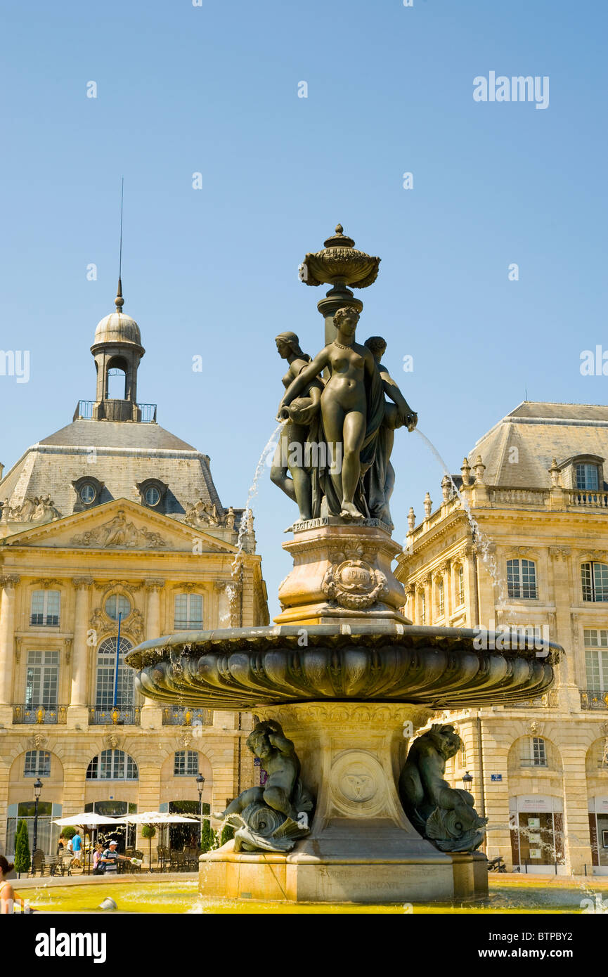 Trois Grâces Fontaine, place de la Bourse, Bordeaux, Gironde, France Banque D'Images