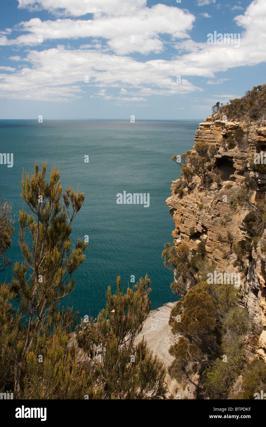L'Australie, la vue sur la mer et la falaise du Devils Kitchen Banque D'Images