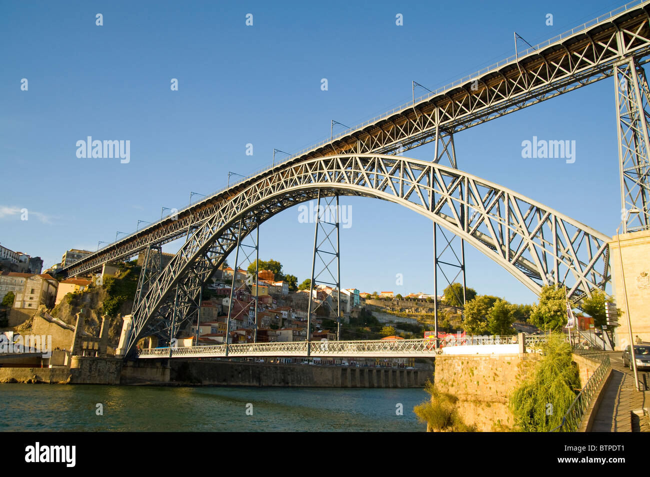 Le fleuve Douro, Ponte Dom Luis I, Porto, Portugal Banque D'Images