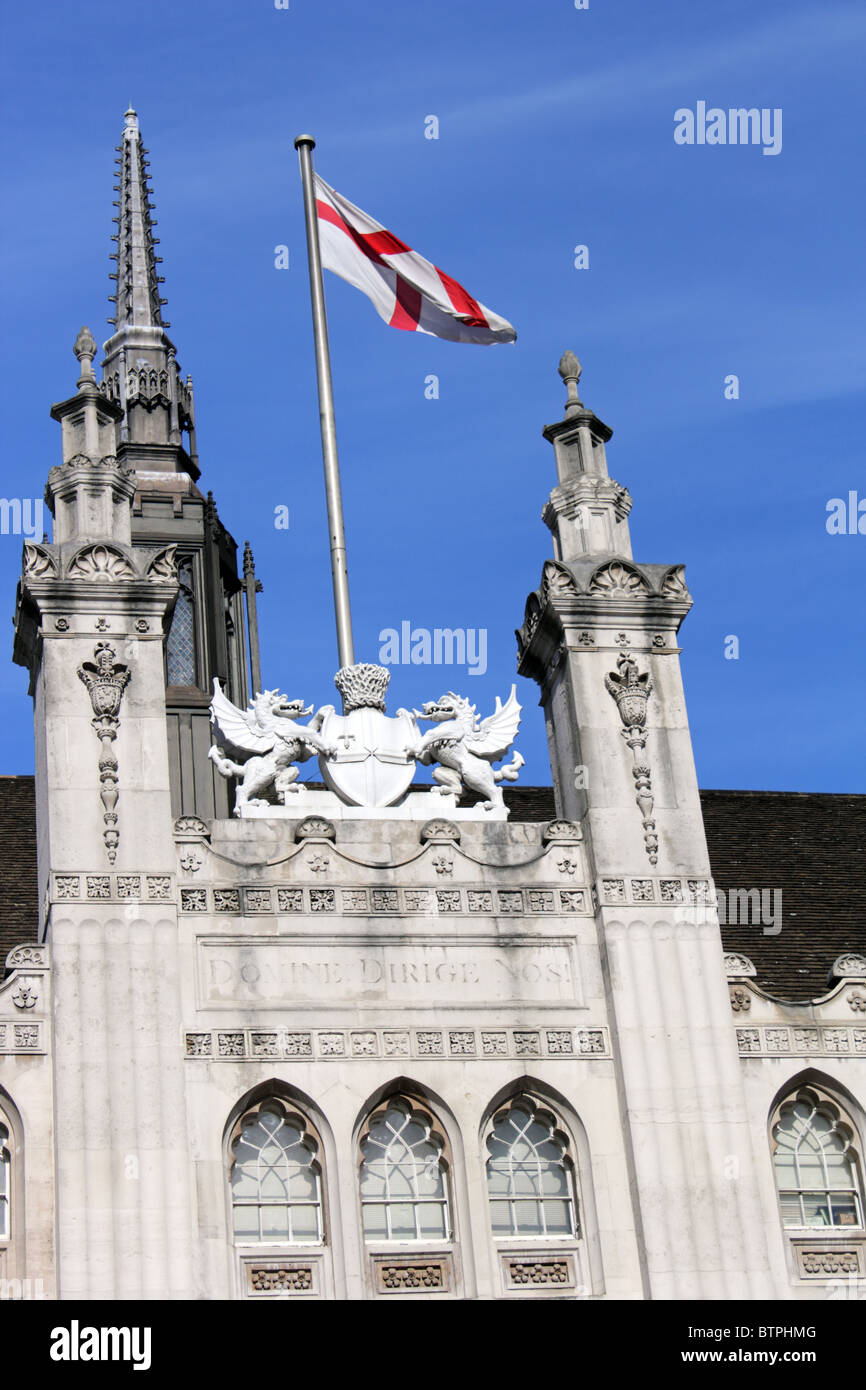 Guildhall, City of London, England, UK. Ville de Londres devise au-dessus de la porte indique 'Domine dirige !" ("Seigneur, guide-nous"). Banque D'Images