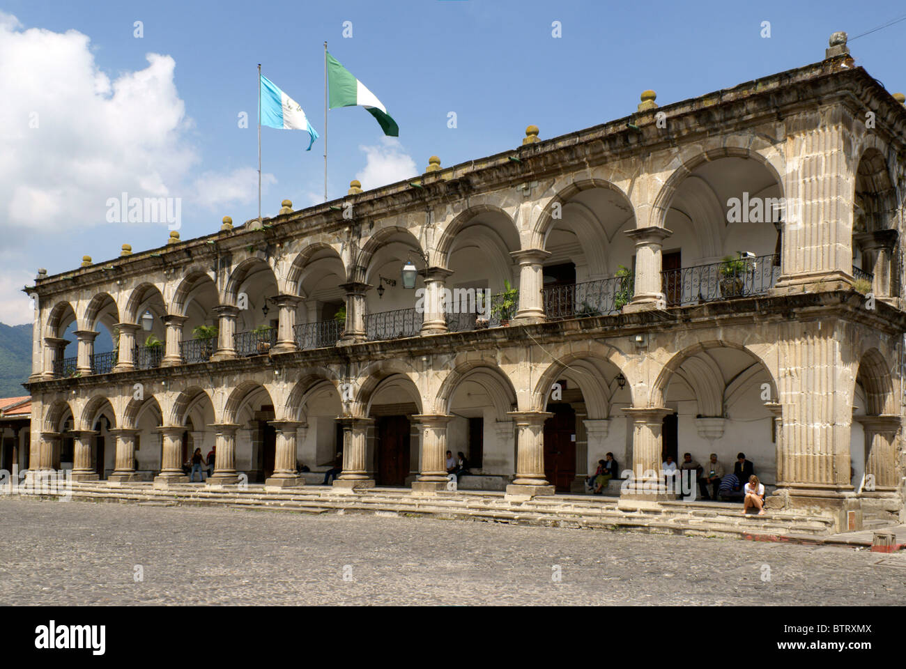 Palacio de mairie ou mairie face à la Parque Central, Antigua, Guatemala. Antigua est un UNESCO World Heritage site. Banque D'Images