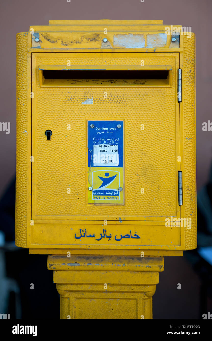 Boîte postale marocaine Banque de photographies et d'images à haute  résolution - Alamy