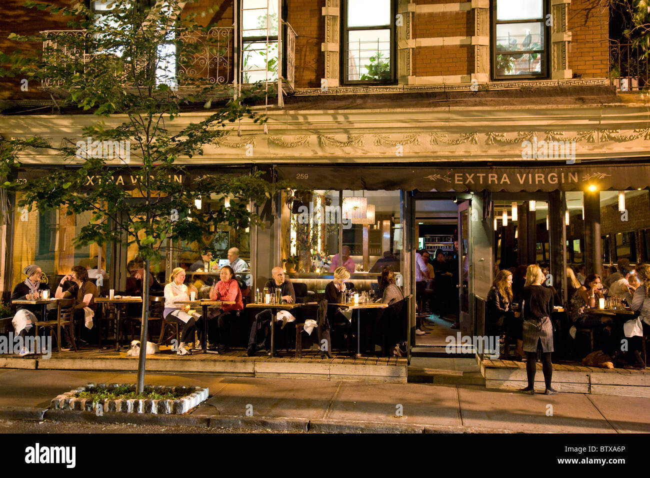 Restaurant Sant Ambroeus, Greenwich Village Banque D'Images