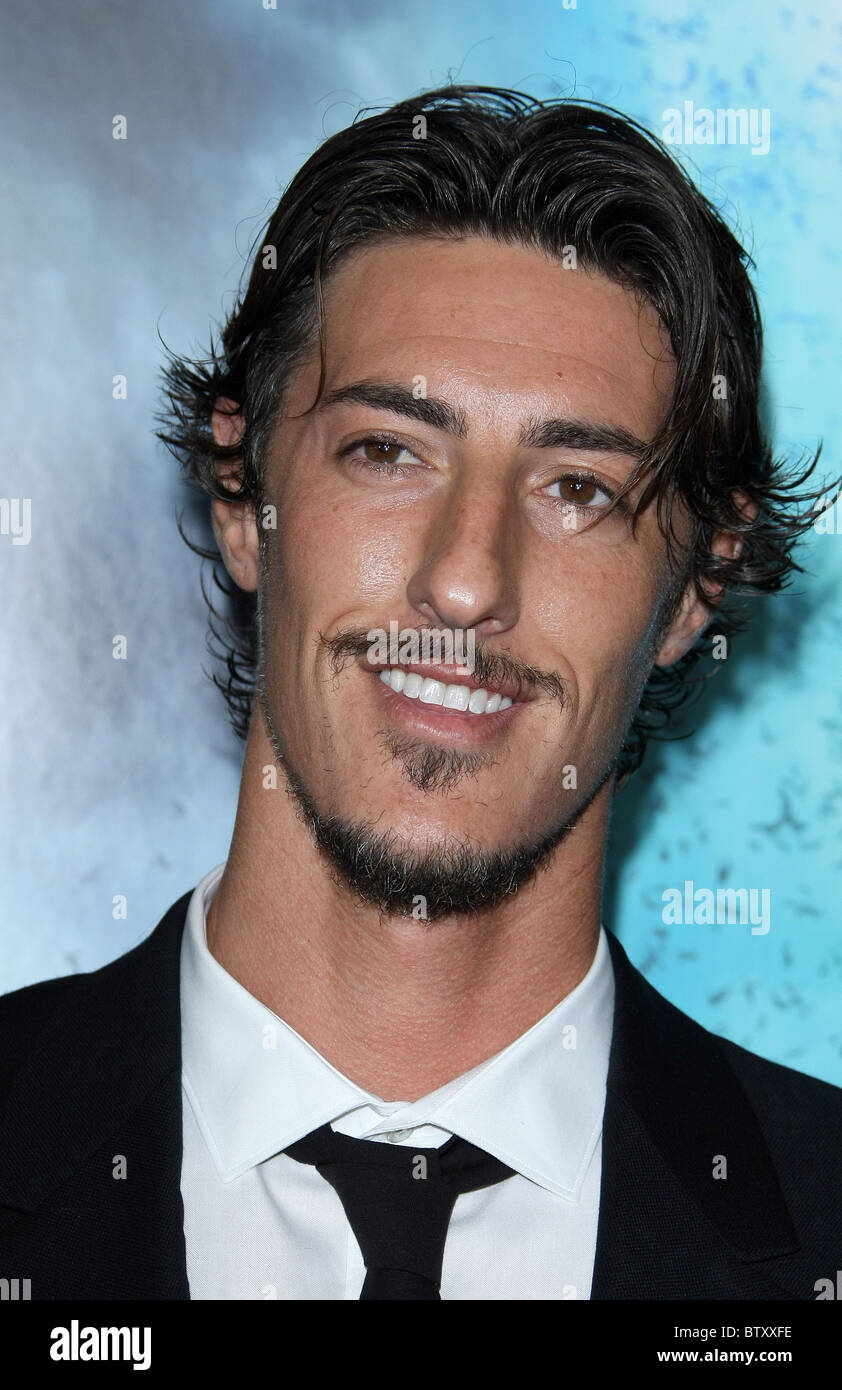 ERIC BALFOUR SKYLINE PREMIÈRE MONDIALE LE CENTRE-VILLE DE LOS ANGELES CALIFORNIA USA 09 novembre 2010 Banque D'Images