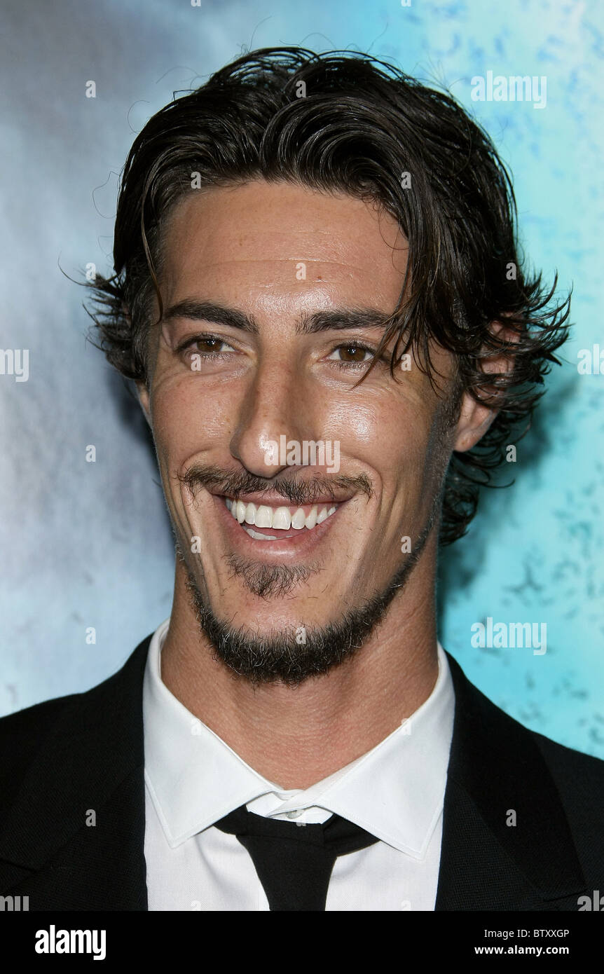 ERIC BALFOUR SKYLINE PREMIÈRE MONDIALE LE CENTRE-VILLE DE LOS ANGELES CALIFORNIA USA 09 novembre 2010 Banque D'Images