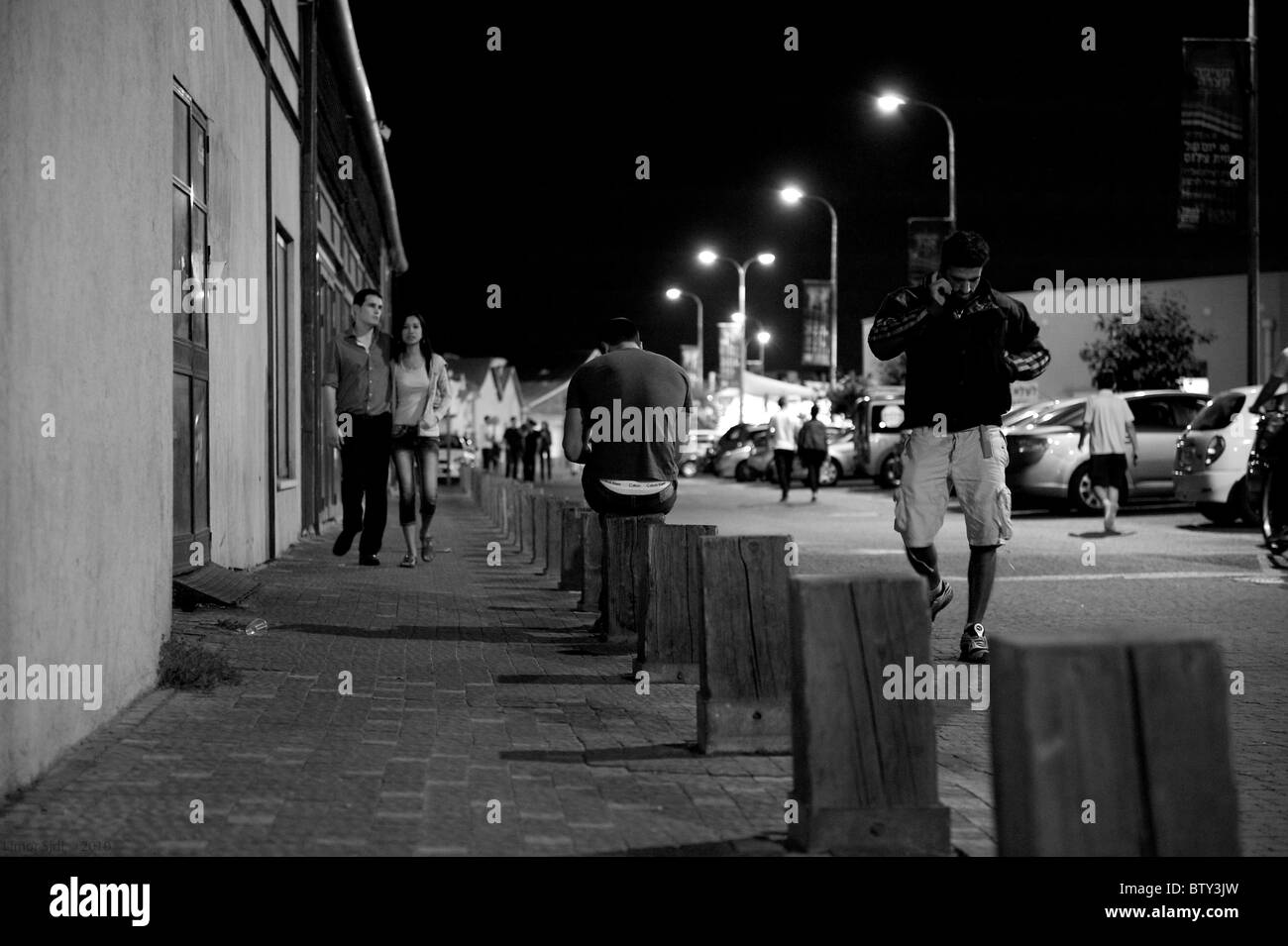 Une scène de nuit au port de Tel-Aviv. Banque D'Images