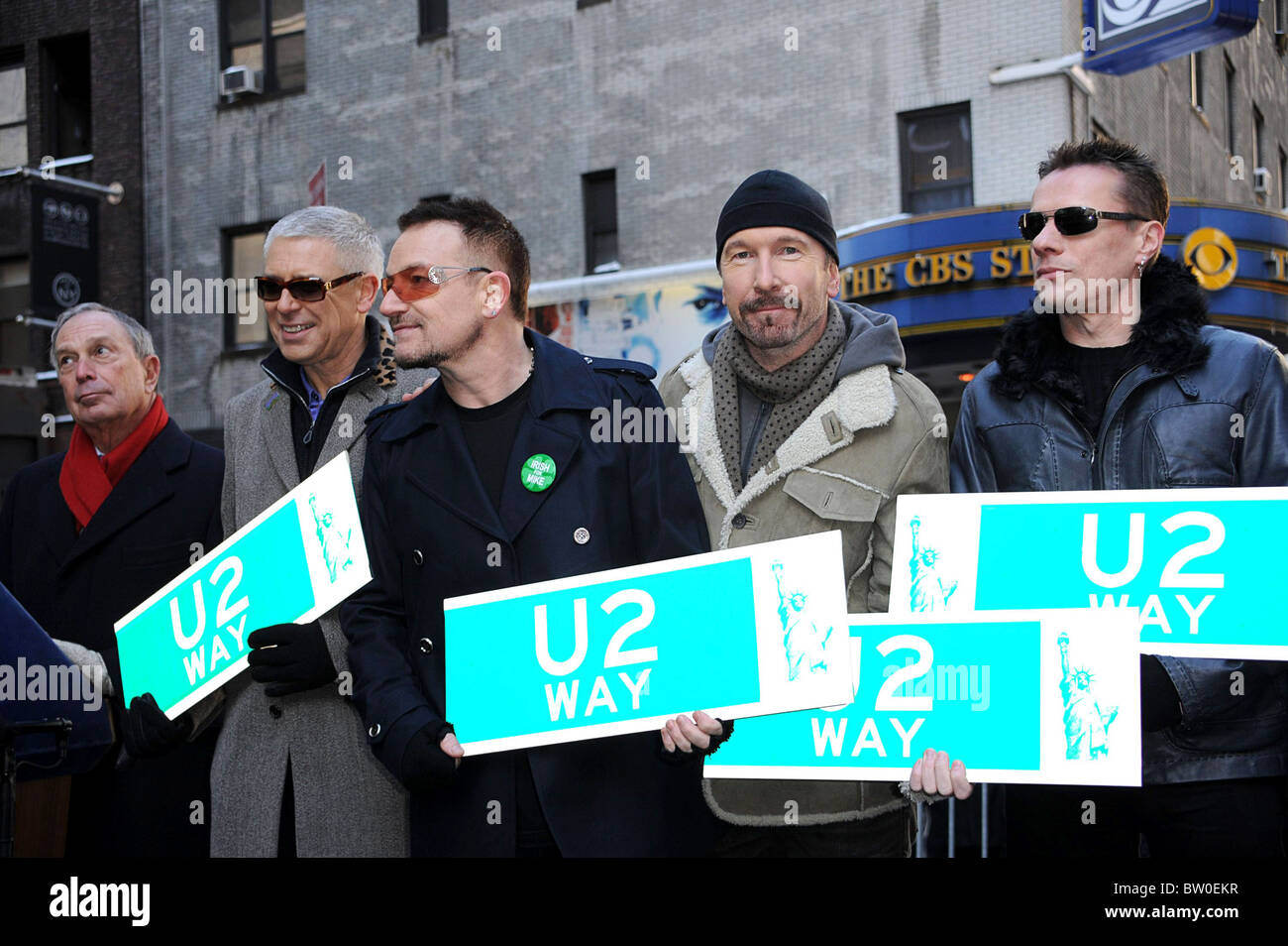 Manhattan's West 53e Rue rebaptisée temporairement façon U2 Banque D'Images