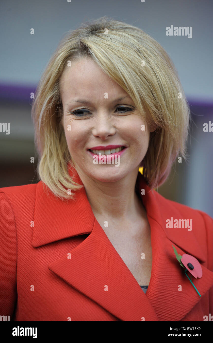 Amanda Holden à Liverpool 11.11.10 Banque D'Images
