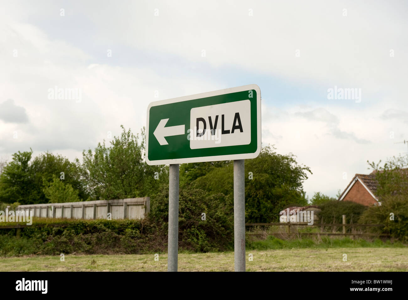 Direction DVLA Roadsign Banque D'Images