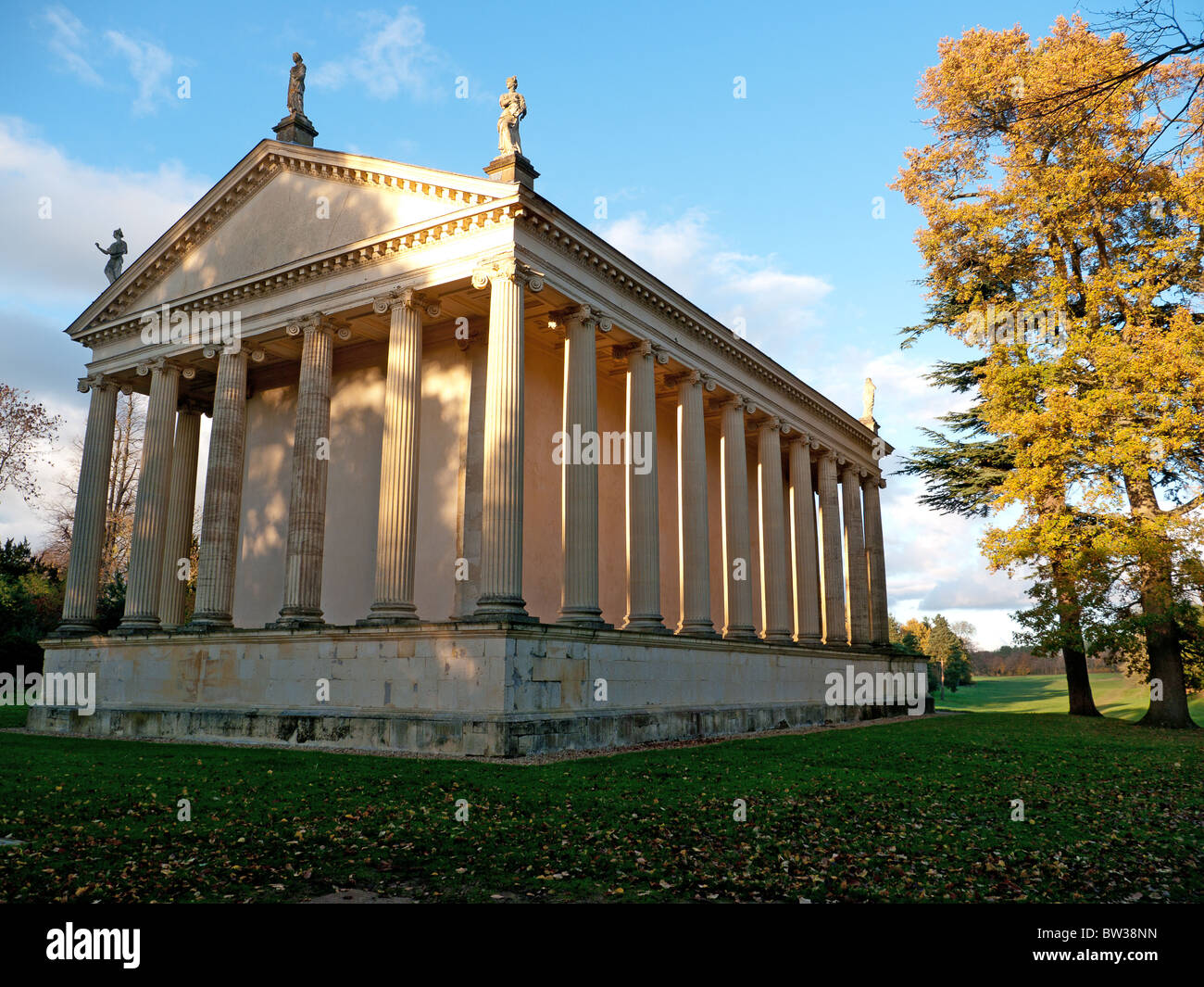 Temple de la Concorde et de la Victoire, Stowe paysage de jardins, Bucks, Royaume-Uni Banque D'Images