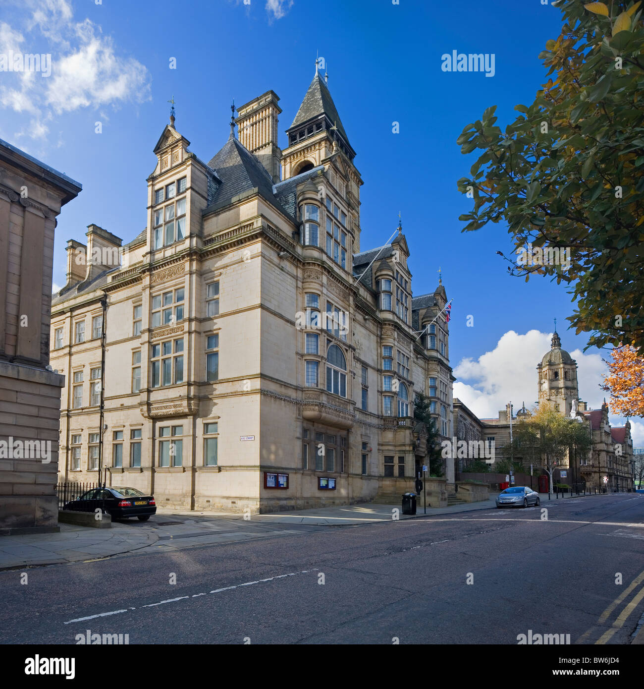 L'hôtel de ville dans le quartier victorien du centre-ville de Wakefield, West Yorkshire, Royaume-Uni Banque D'Images