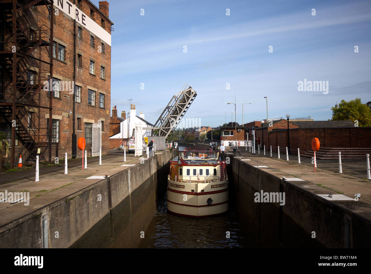 Gloucester Docks Lock UK Rivière Severn Sharpness Canal Boat Cruises Vacances Anglais Edward Elgar Banque D'Images