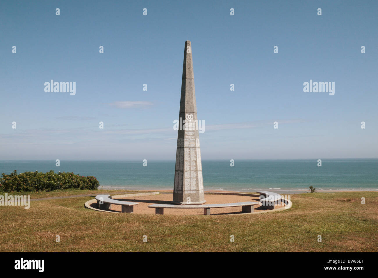 La 1ère Division d'infanterie au-dessus du Mémorial Les Moulins draw, Omaha Beach, Normandie, France. Banque D'Images