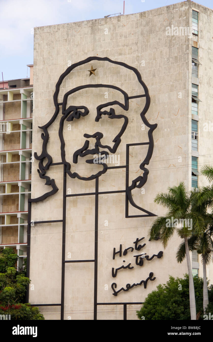 Ministère de l'intérieur cubain avec le visage de Che Guevara Banque D'Images