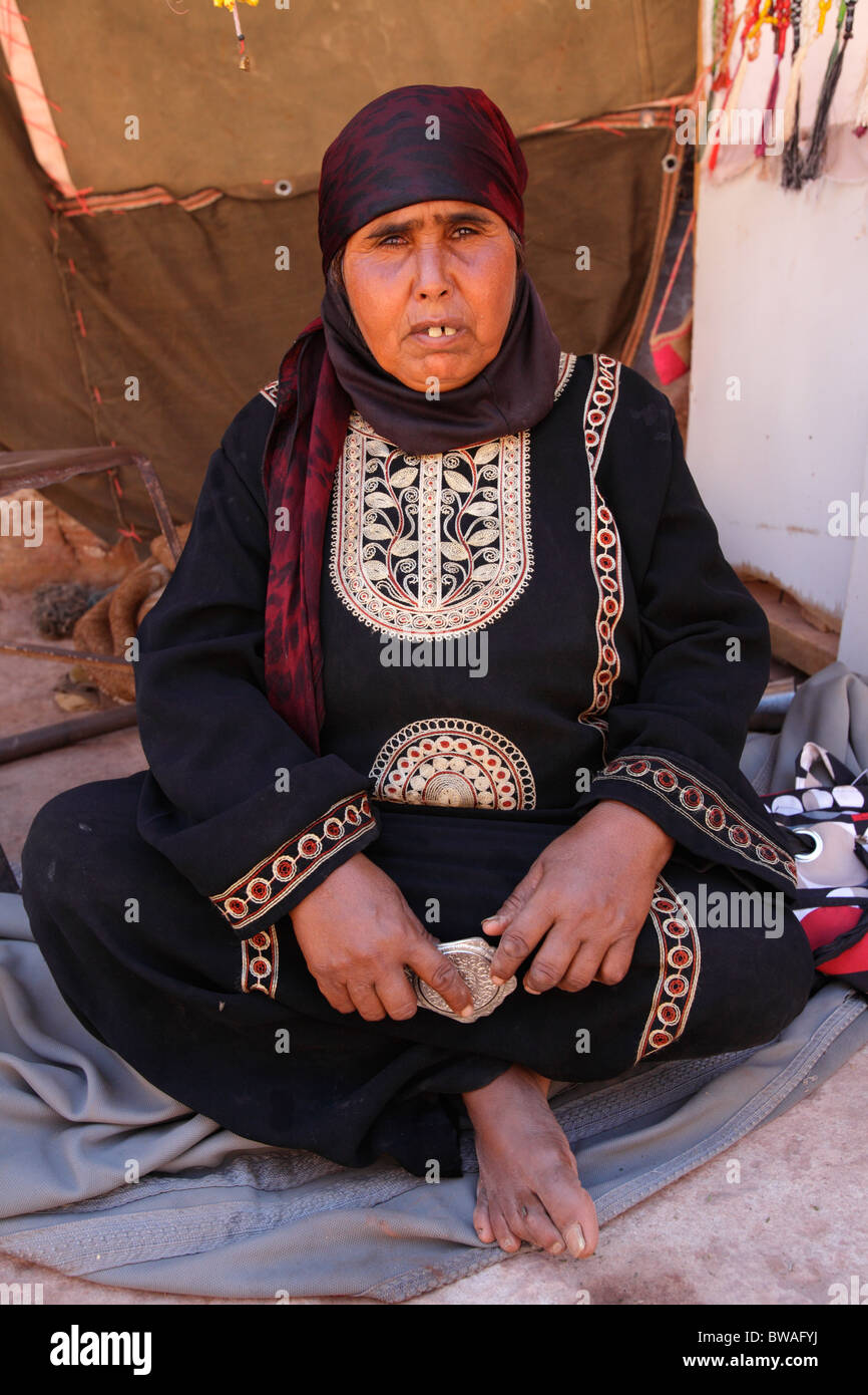 Portrait d'une femme bédouine, Jordanie Banque D'Images