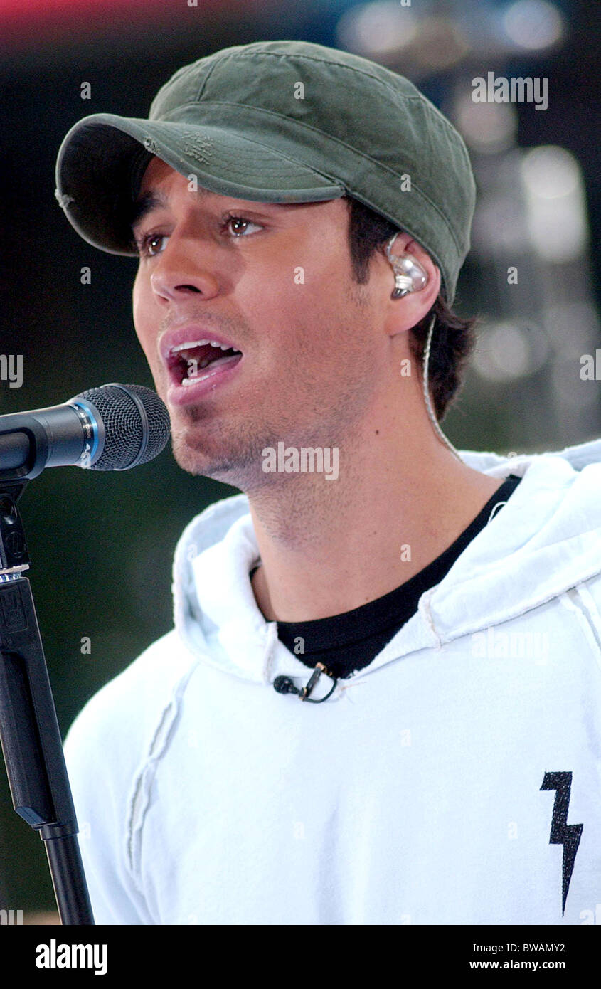 Enrique Iglesias en concert sur le NBC Today Show Banque D'Images
