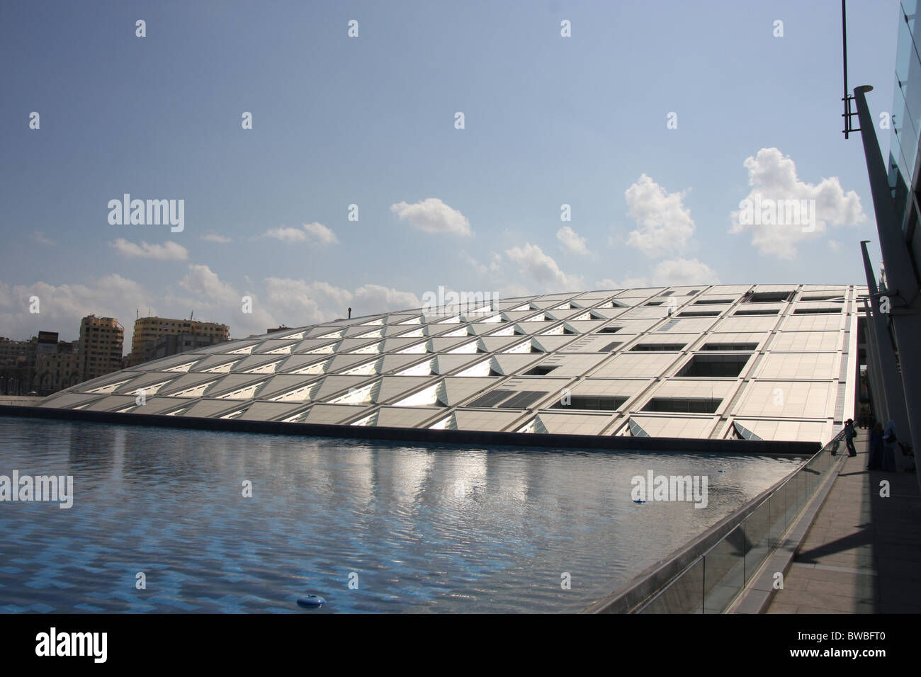 La bibliothèque d'Alexandrie (Bibliotheca Alexandrina) à Alexandria Banque D'Images