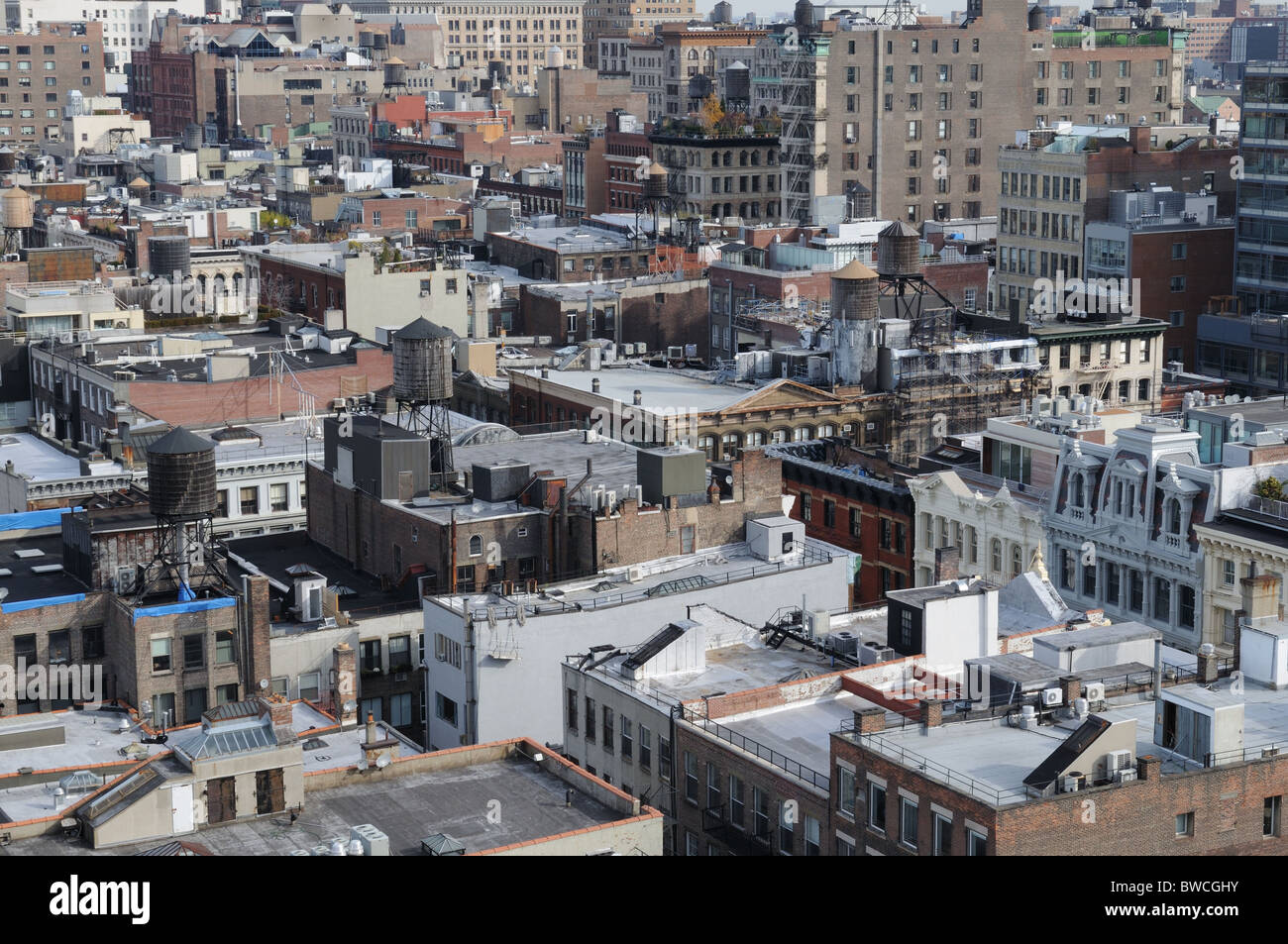 Manhattan, à au nord de Canal Street sur les toits de SoHo et Greenwich Village. Banque D'Images