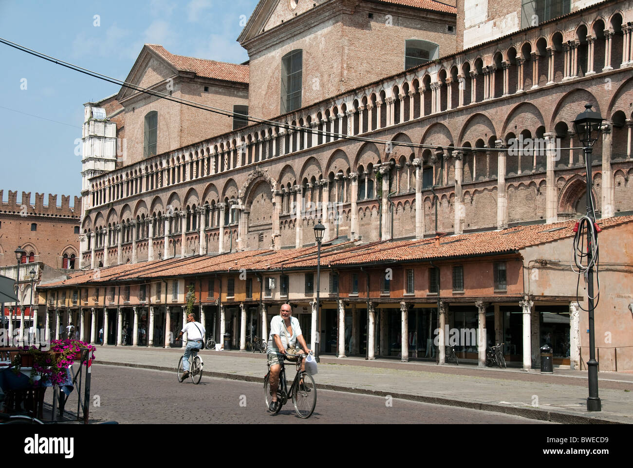 La Piazza Trento e Trieste, Ferrare, Émilie-Romagne, Italie Banque D'Images