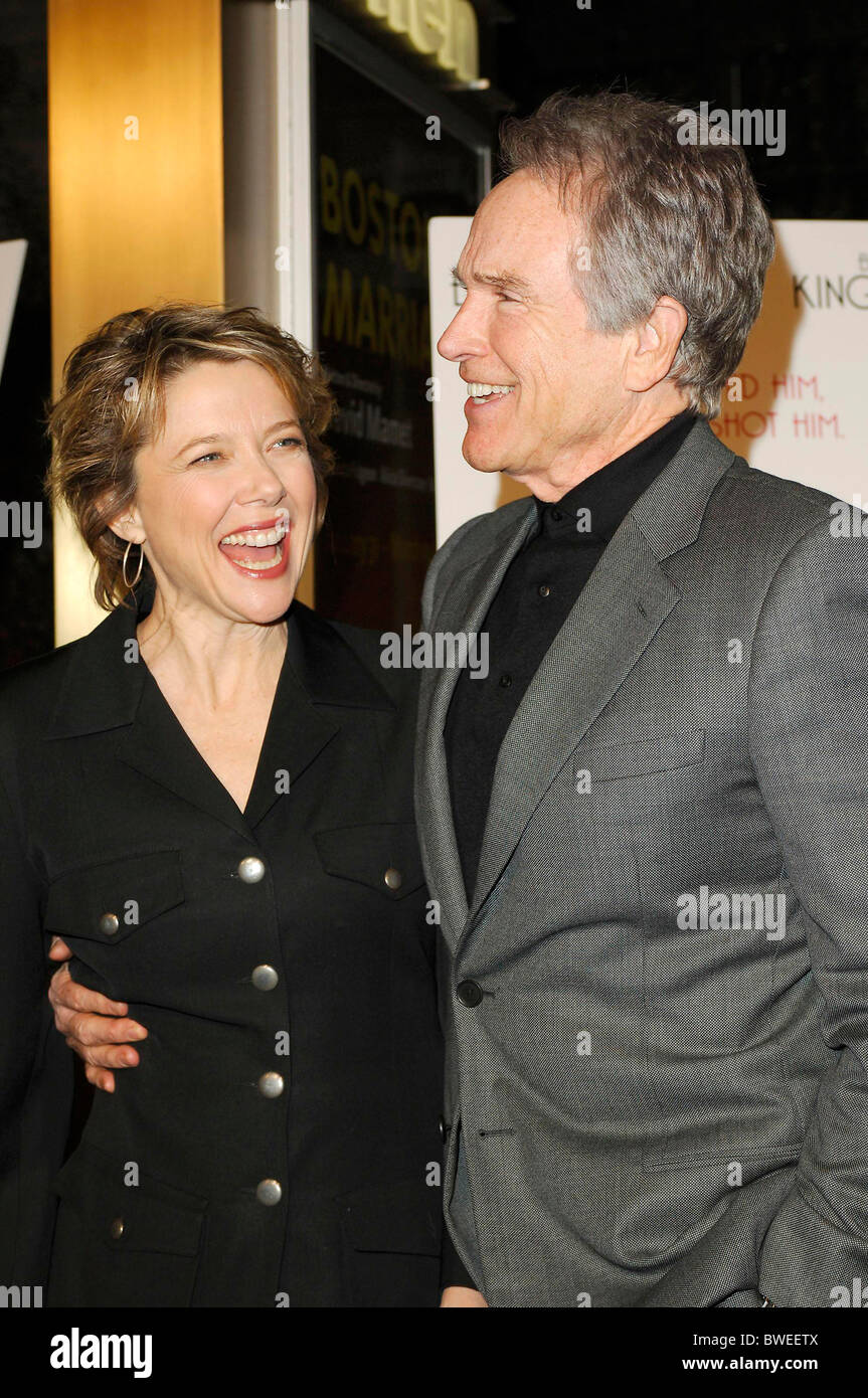 Mme. HARRIS Premiere Banque D'Images