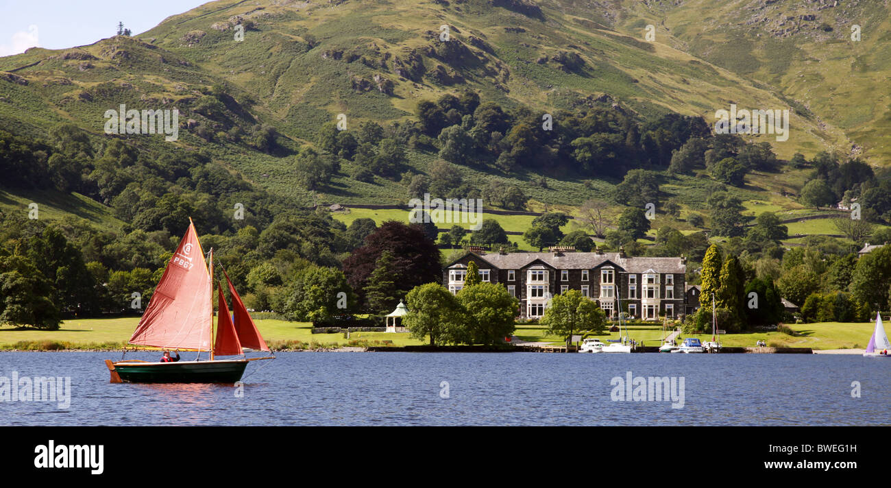 Royal Inn Hôtel LAKE ULLSWATER CUMBRIA LAKE DISTRICT CUMBRIA ENGLAND LAKE ULLSWATER CUMBRIA 16 Août 2010 Banque D'Images