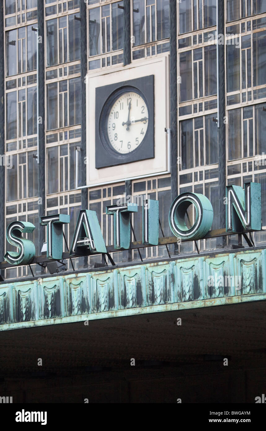 Rautatieasema Gare Helsinki Finlande Banque D'Images